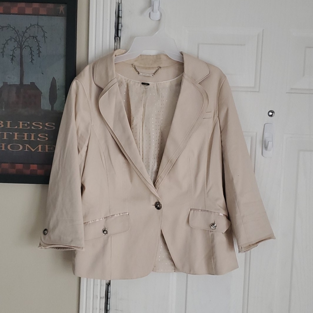 WHBM tan blazer 14